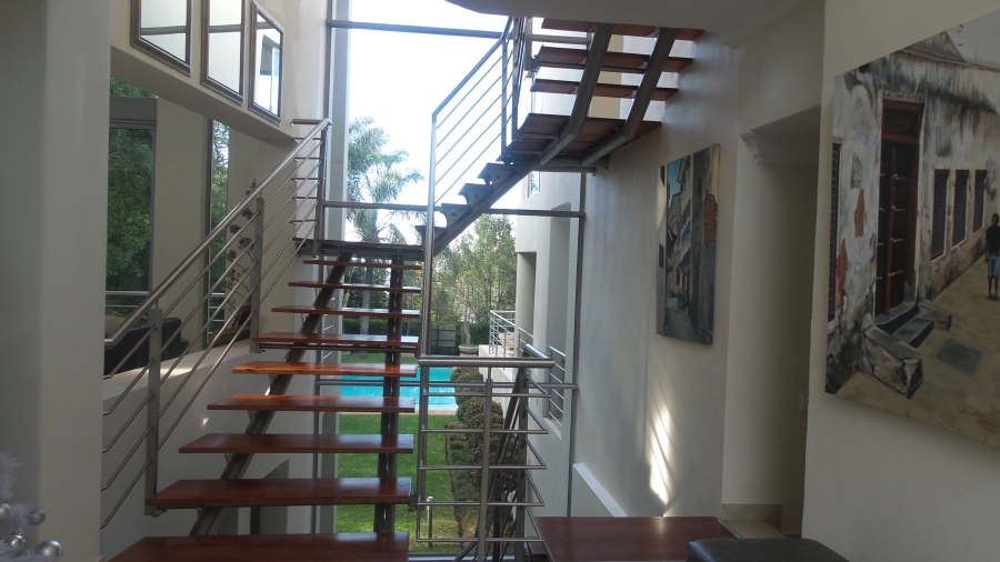 To Let 6 Bedroom Property for Rent in Waterkloof Ridge Gauteng