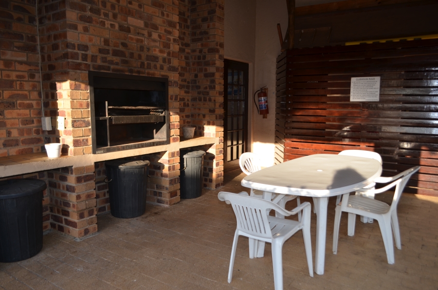 2 Bedroom Property for Sale in Sunninghill Gauteng