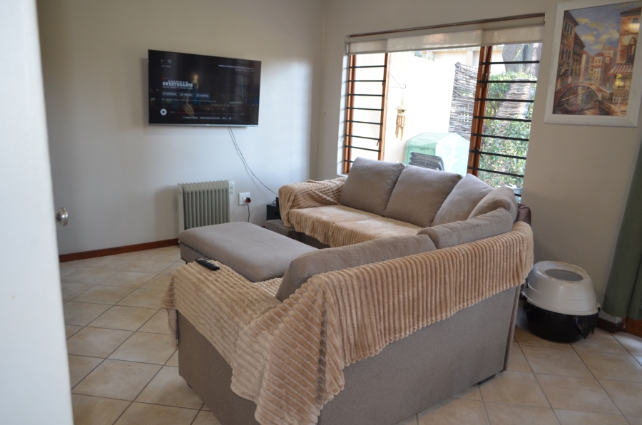 2 Bedroom Property for Sale in Paulshof Gauteng