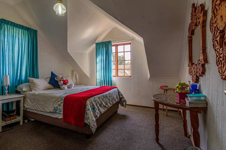To Let 4 Bedroom Property for Rent in Die Wilgers Gauteng