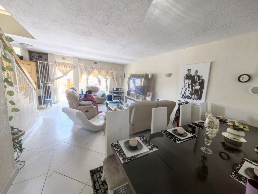 3 Bedroom Property for Sale in Sunninghill Gauteng