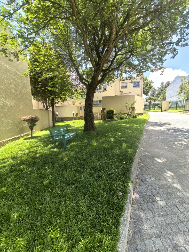 3 Bedroom Property for Sale in Sunninghill Gauteng