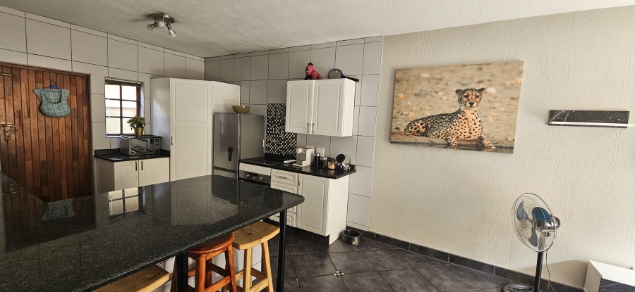 3 Bedroom Property for Sale in Edenvale Central Gauteng