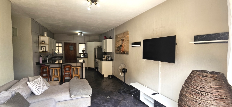 3 Bedroom Property for Sale in Edenvale Central Gauteng