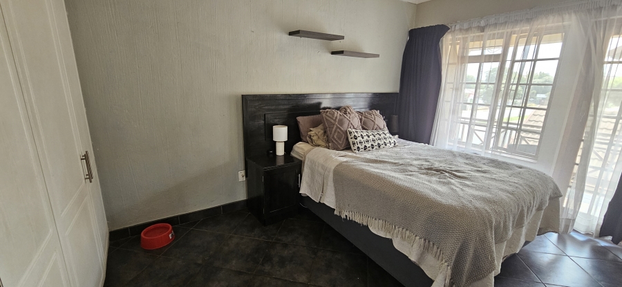 3 Bedroom Property for Sale in Edenvale Central Gauteng