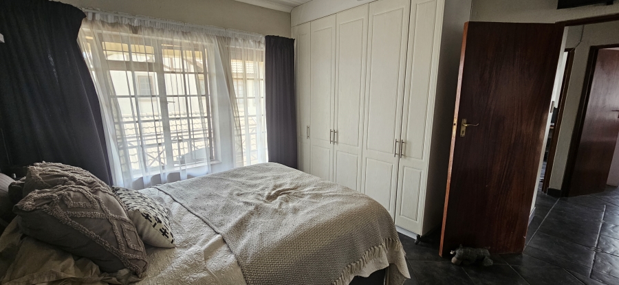 3 Bedroom Property for Sale in Edenvale Central Gauteng