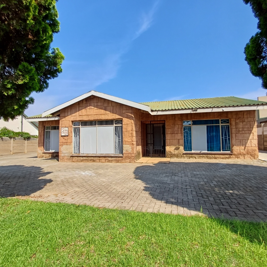 3 Bedroom Property for Sale in Three Rivers Gauteng