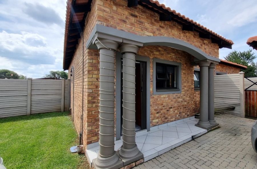 3 Bedroom Property for Sale in Riversdale Gauteng
