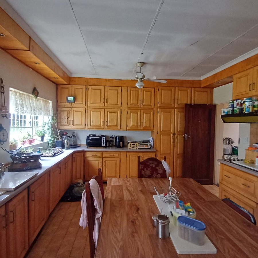 6 Bedroom Property for Sale in Sherman Park Gauteng
