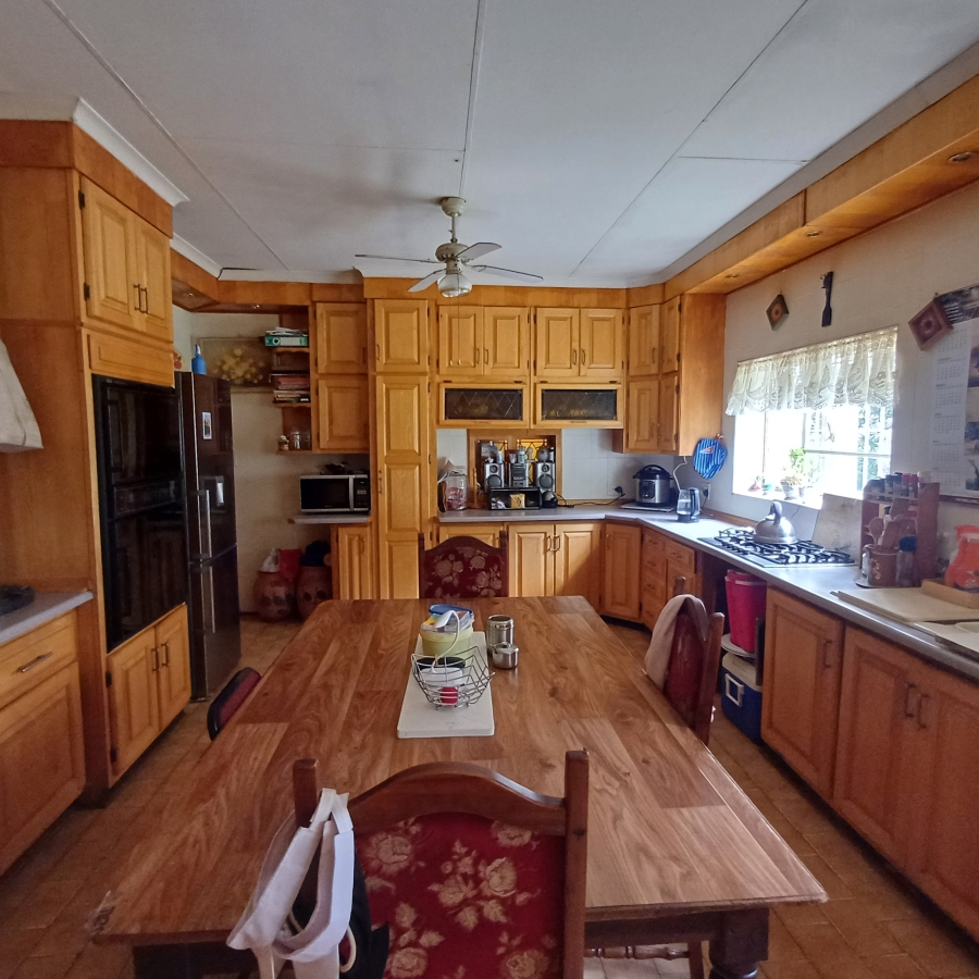 6 Bedroom Property for Sale in Sherman Park Gauteng