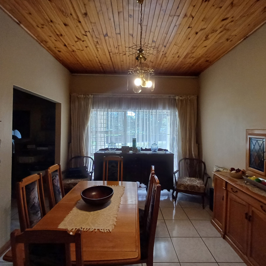 6 Bedroom Property for Sale in Sherman Park Gauteng