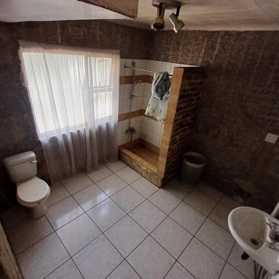 6 Bedroom Property for Sale in Sherman Park Gauteng
