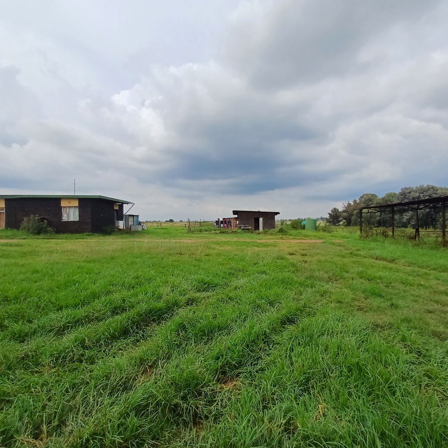 6 Bedroom Property for Sale in Sherman Park Gauteng
