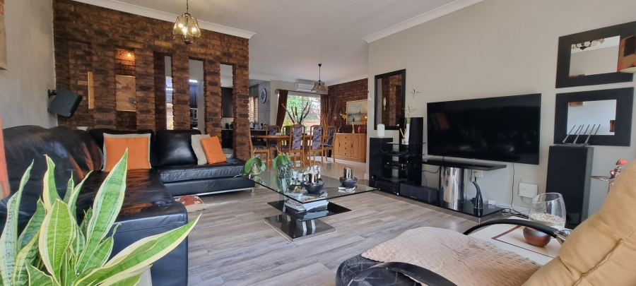 4 Bedroom Property for Sale in Sunward Park Gauteng