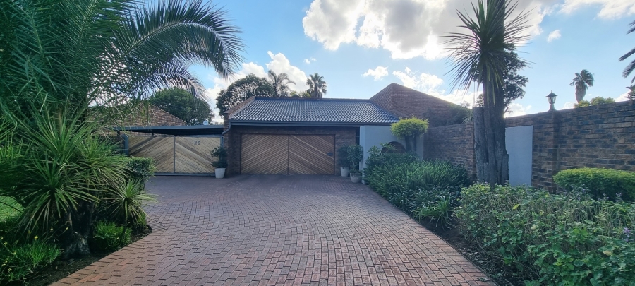 4 Bedroom Property for Sale in Sunward Park Gauteng