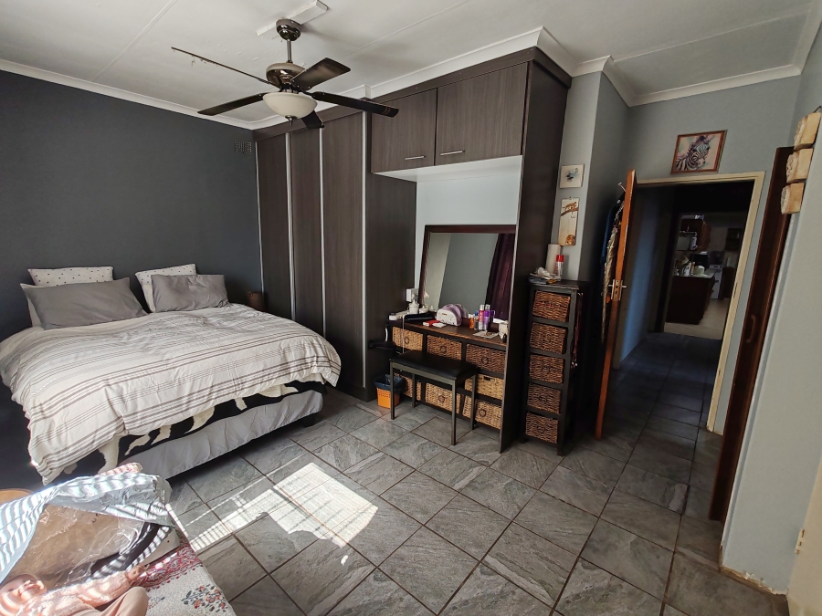 4 Bedroom Property for Sale in Roseville Gauteng