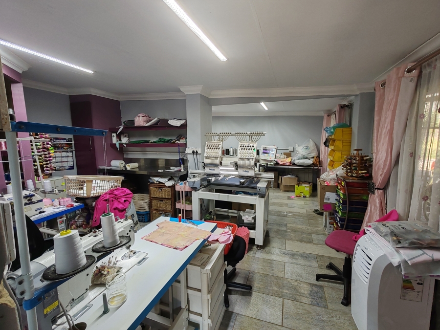 4 Bedroom Property for Sale in Roseville Gauteng