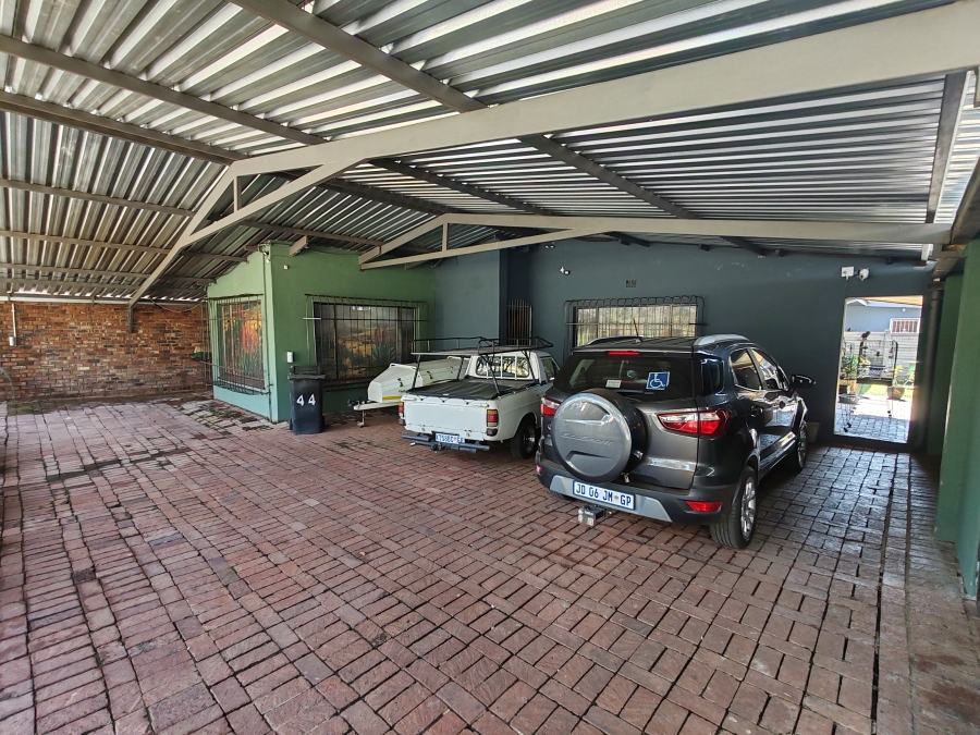 4 Bedroom Property for Sale in Roseville Gauteng