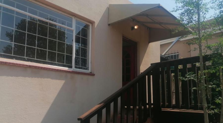 3 Bedroom Property for Sale in Vaaloewer Gauteng