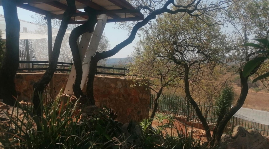 3 Bedroom Property for Sale in Vaaloewer Gauteng