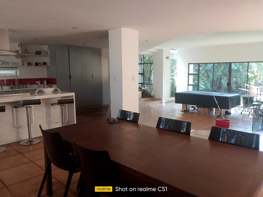 6 Bedroom Property for Sale in Sonneveld Gauteng