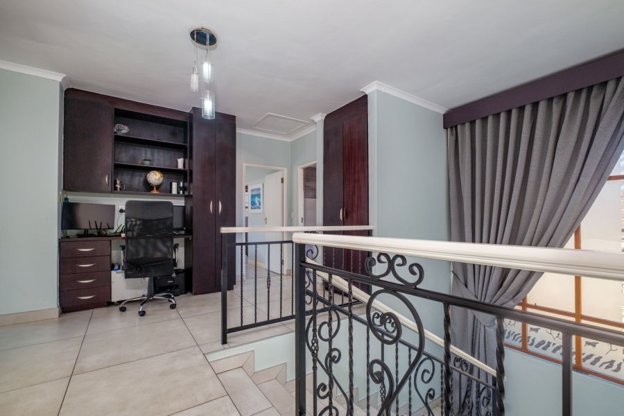 4 Bedroom Property for Sale in Boskruin Gauteng