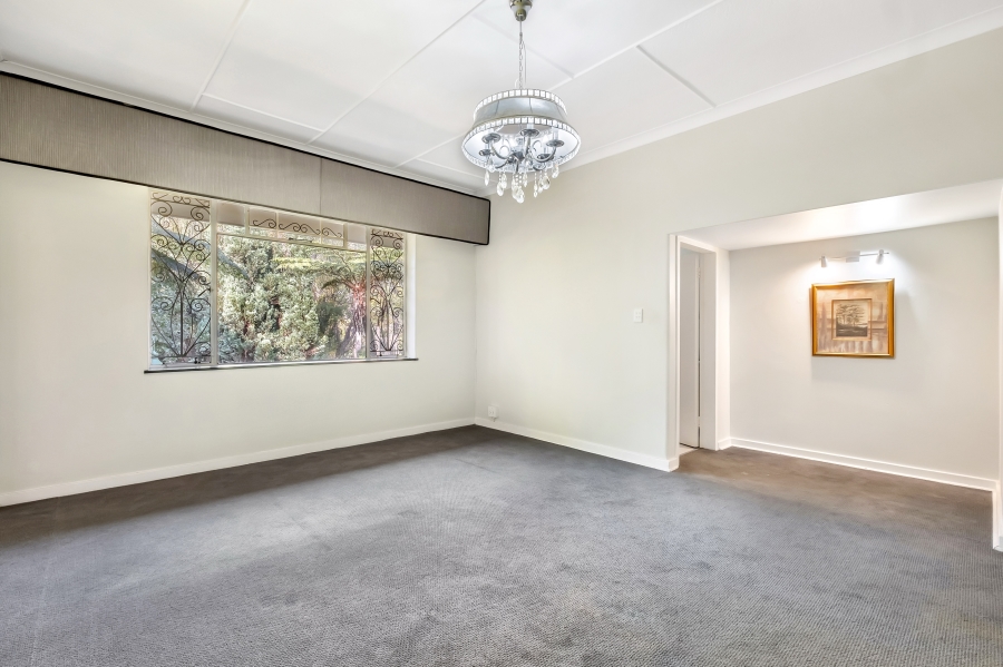 4 Bedroom Property for Sale in Greenside Gauteng