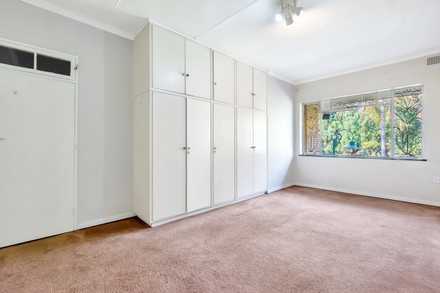 4 Bedroom Property for Sale in Greenside Gauteng