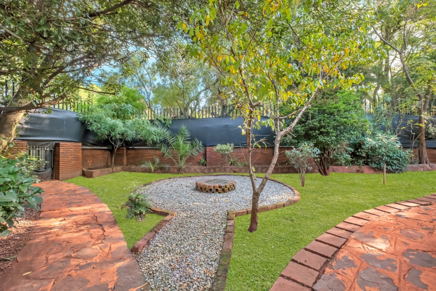 4 Bedroom Property for Sale in Greenside Gauteng