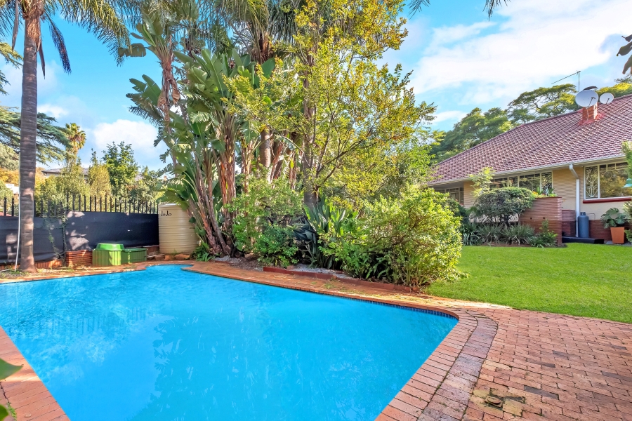 4 Bedroom Property for Sale in Greenside Gauteng