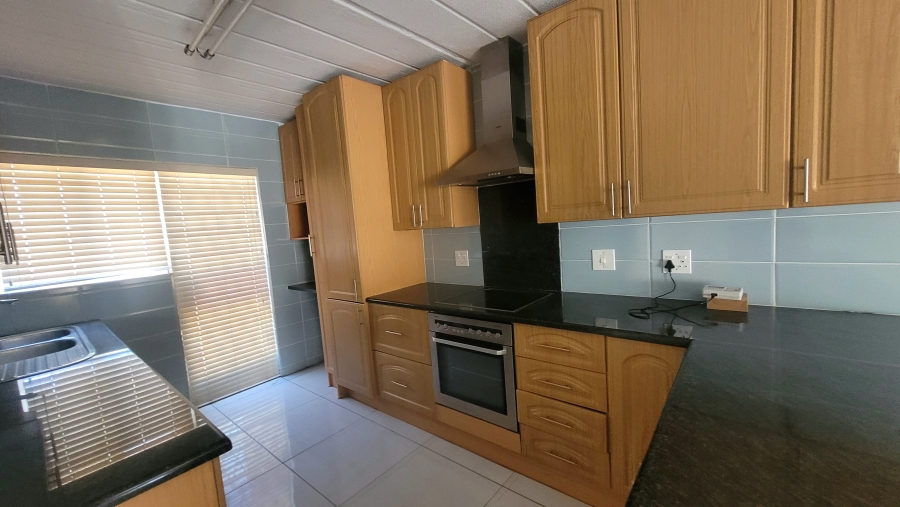 To Let 4 Bedroom Property for Rent in President Park Gauteng