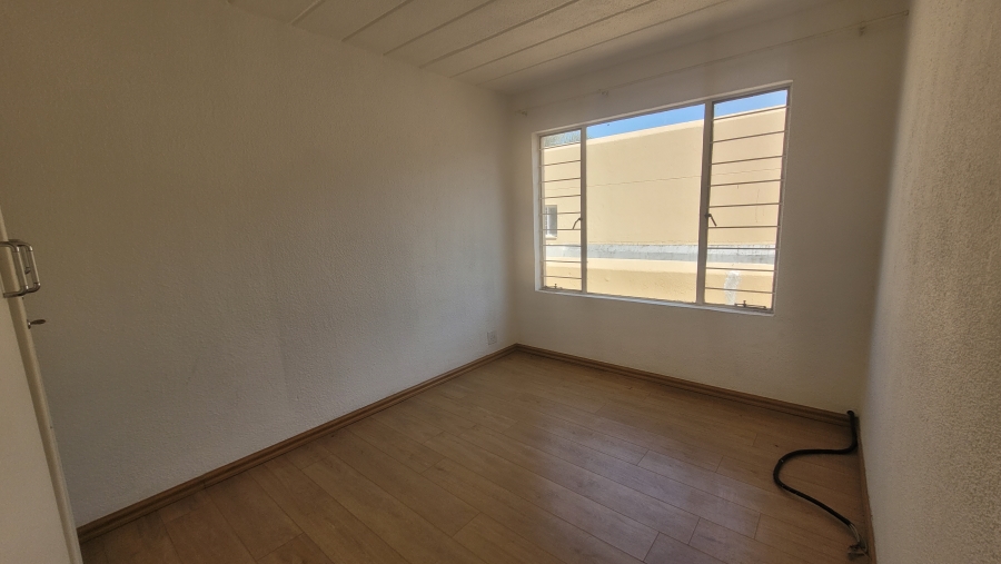 To Let 4 Bedroom Property for Rent in President Park Gauteng