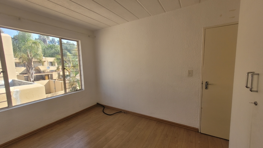 To Let 4 Bedroom Property for Rent in President Park Gauteng