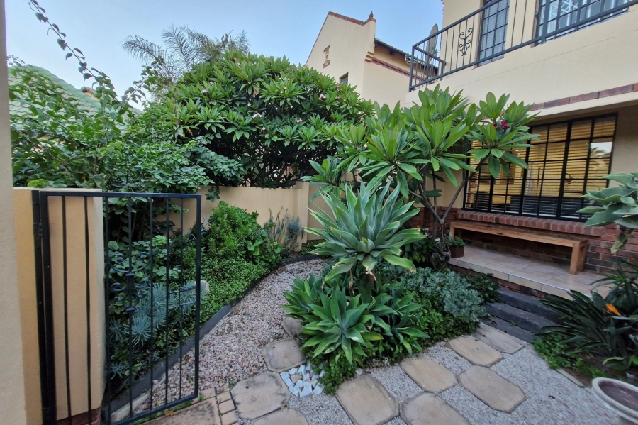 2 Bedroom Property for Sale in Noordhang Gauteng
