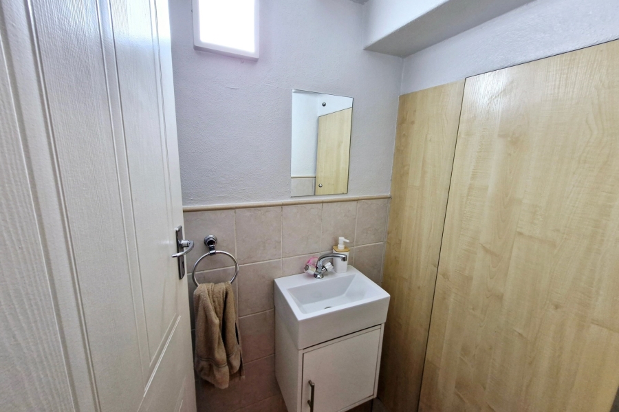 2 Bedroom Property for Sale in Noordhang Gauteng