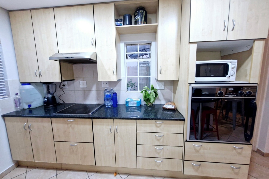 2 Bedroom Property for Sale in Noordhang Gauteng