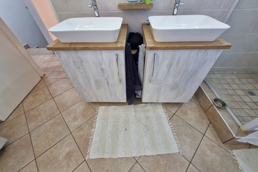 2 Bedroom Property for Sale in Noordhang Gauteng