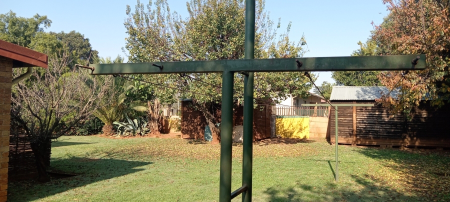 3 Bedroom Property for Sale in Casseldale Gauteng