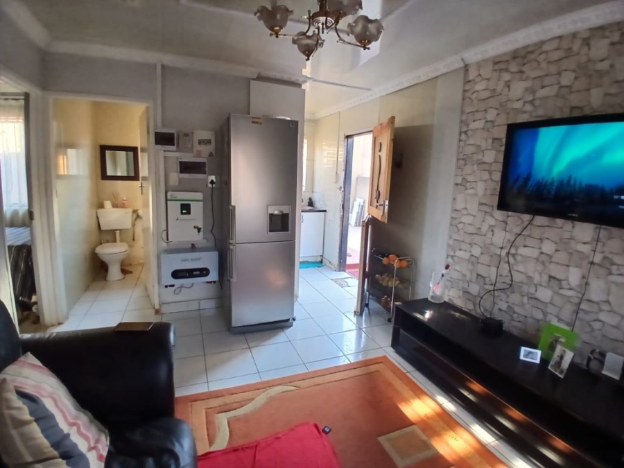 2 Bedroom Property for Sale in Roodekop Gauteng