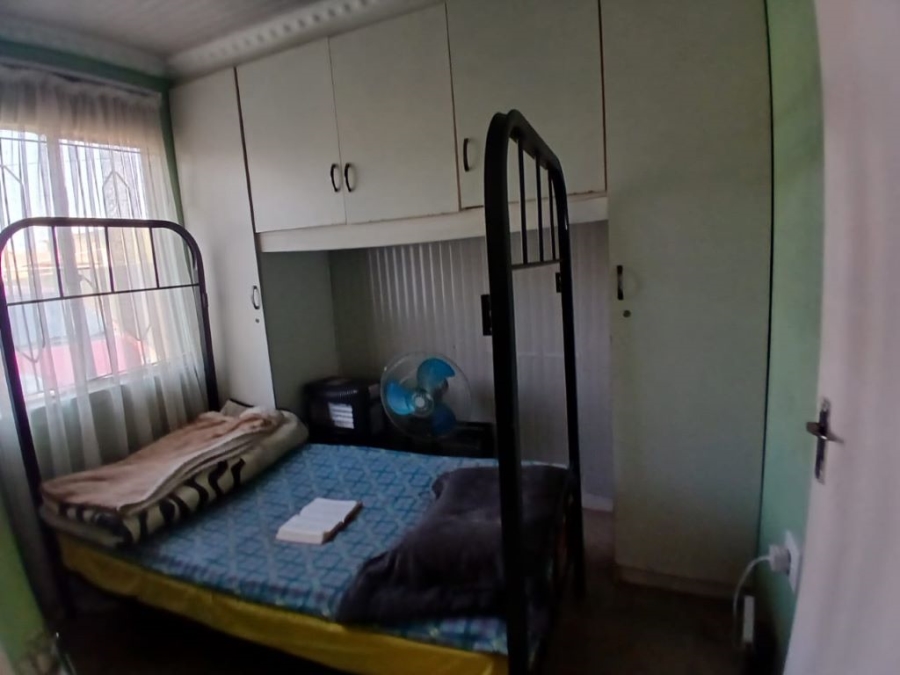 2 Bedroom Property for Sale in Roodekop Gauteng