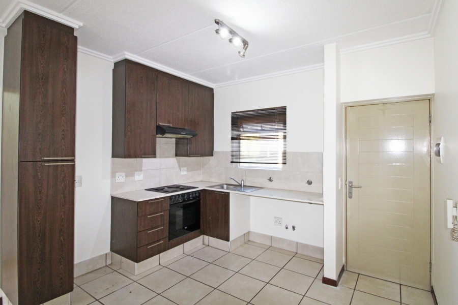 To Let 1 Bedroom Property for Rent in Bryanston Gauteng