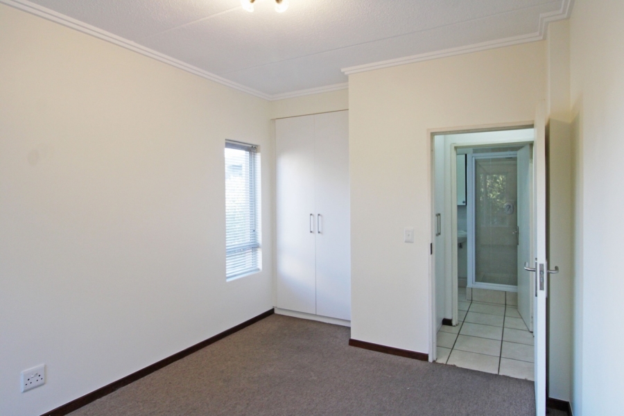 To Let 1 Bedroom Property for Rent in Bryanston Gauteng