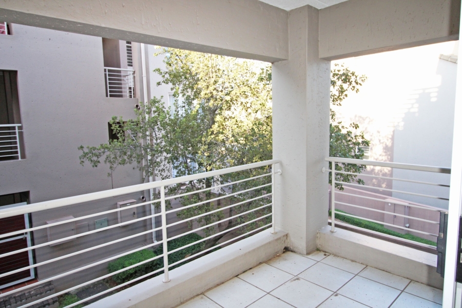 To Let 1 Bedroom Property for Rent in Bryanston Gauteng