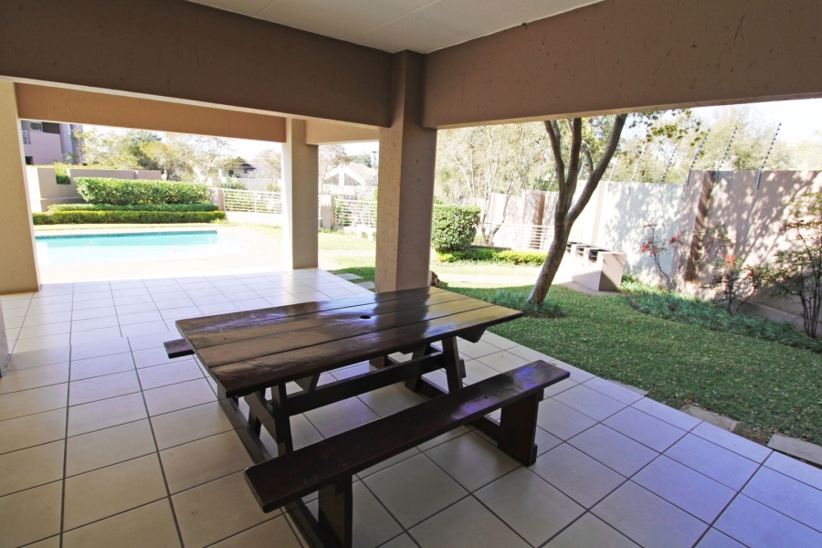 To Let 1 Bedroom Property for Rent in Bryanston Gauteng