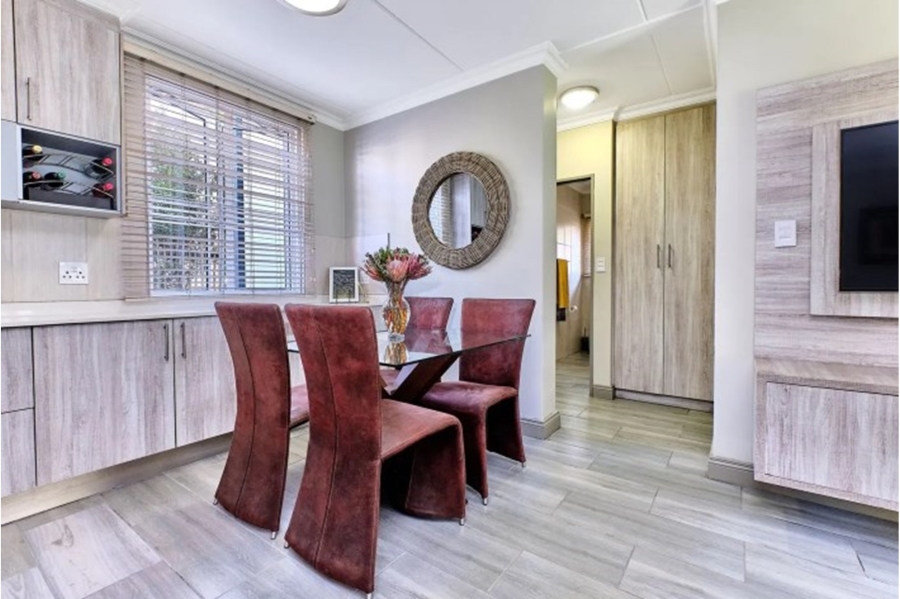 3 Bedroom Property for Sale in Broadacres Gauteng