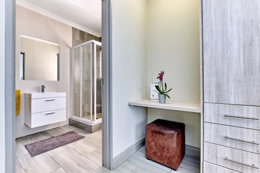 3 Bedroom Property for Sale in Broadacres Gauteng
