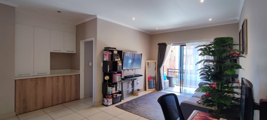 2 Bedroom Property for Sale in Die Hoewes Gauteng