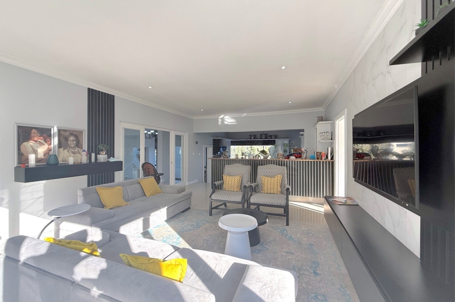 To Let 5 Bedroom Property for Rent in Fourways Gauteng