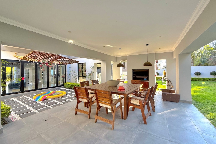 To Let 5 Bedroom Property for Rent in Fourways Gauteng