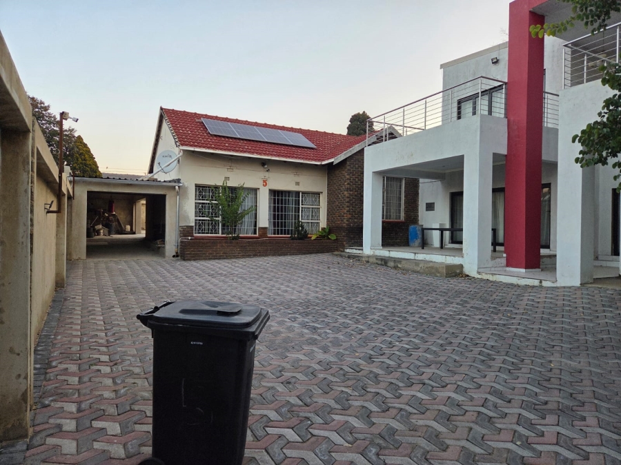 To Let 2 Bedroom Property for Rent in Terenure Gauteng